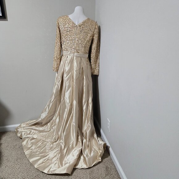 (Fits 14) NWT Unbranded Champagne-Gold Velvet-Sequin Ballgown w Satin Skirt - Picture 3 of 11